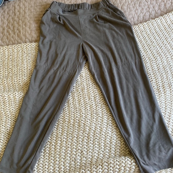 Comfy work pants - Picture 2 of 3